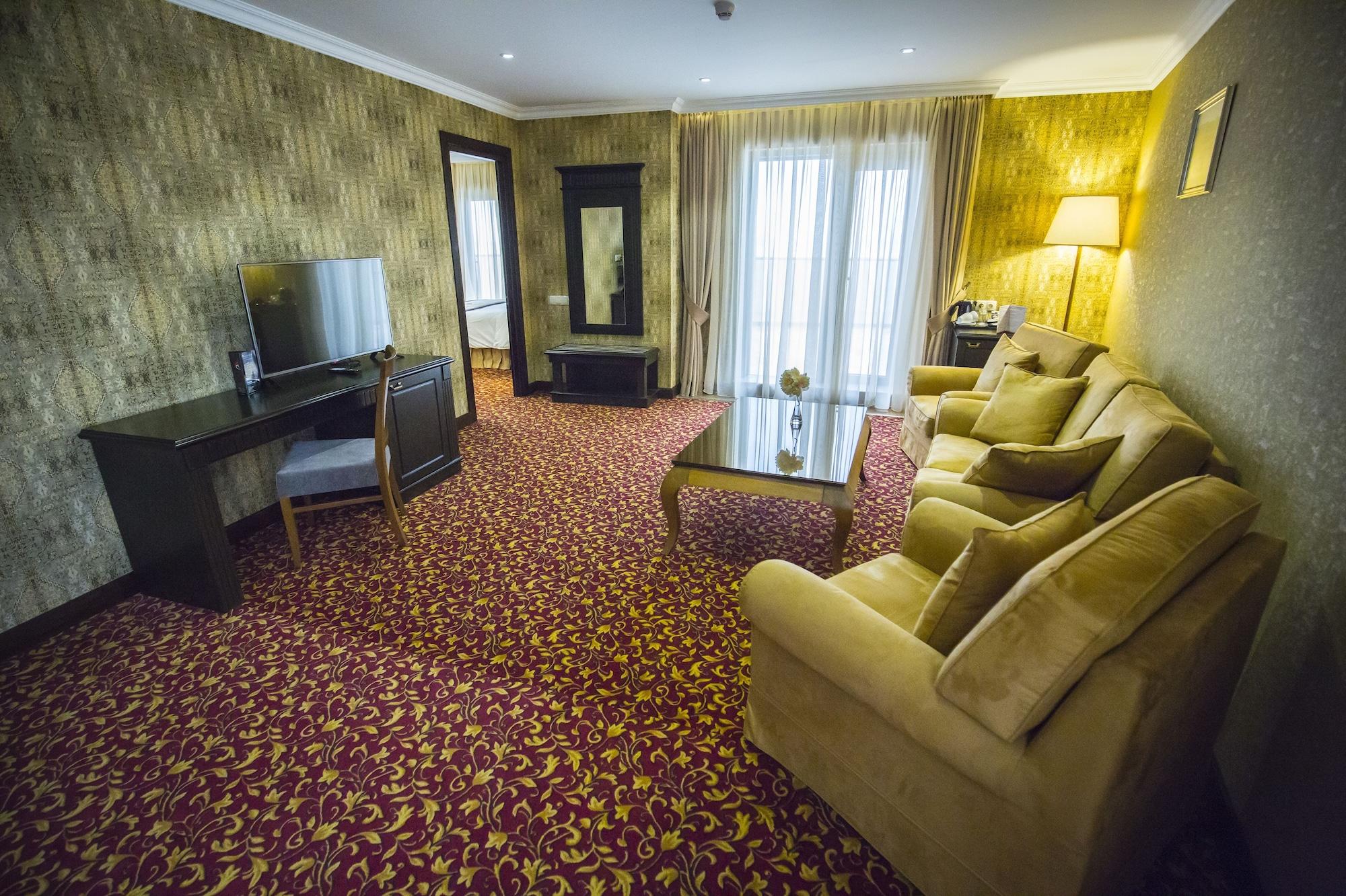 Colosseum Marina Hotel Batumi Exterior foto